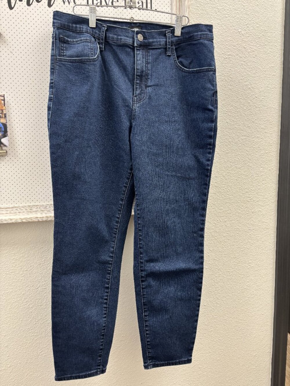 NWT, Women's Express Skinny Jean.  Multiple Sizes